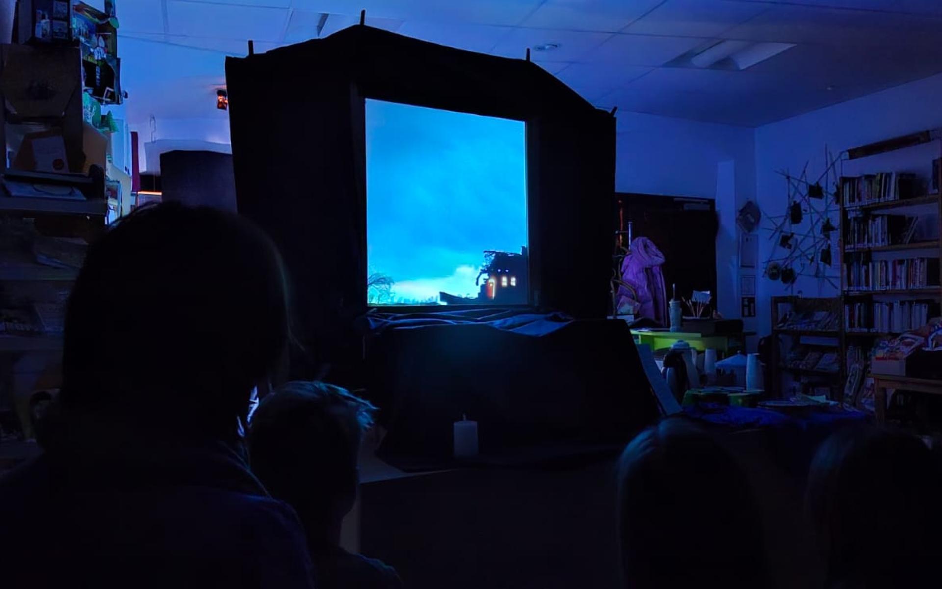 Schattentheater "Die blaue Mütze"